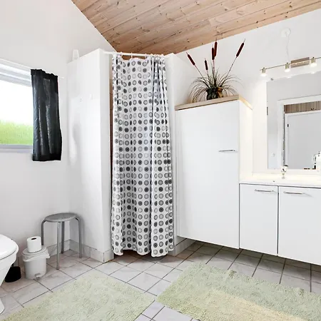 In With 3 Bedrooms And Wifi Ebeltoft