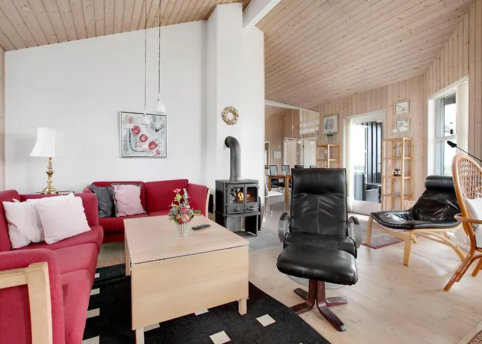 Hébergement de vacances In With 3 Bedrooms And Wifi